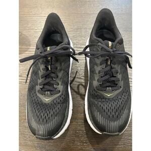 Hoka One One Womans Clifton 7 size6.5 black white gold lightweight